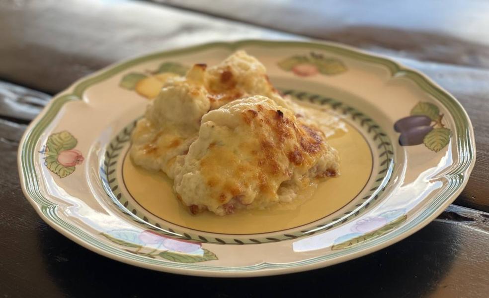 Coliflor con bechamel de jamón