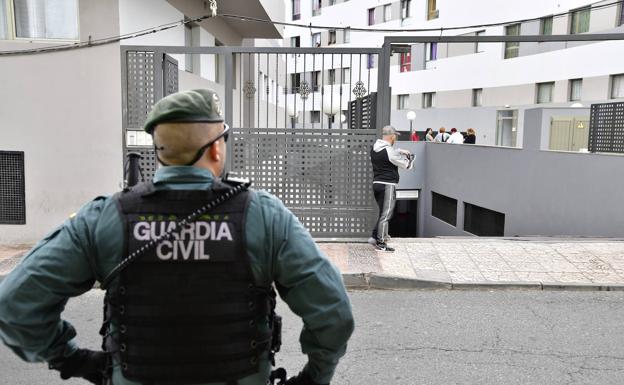 La regularización de un edificio de pisos solivianta a una parte de los inquilinos