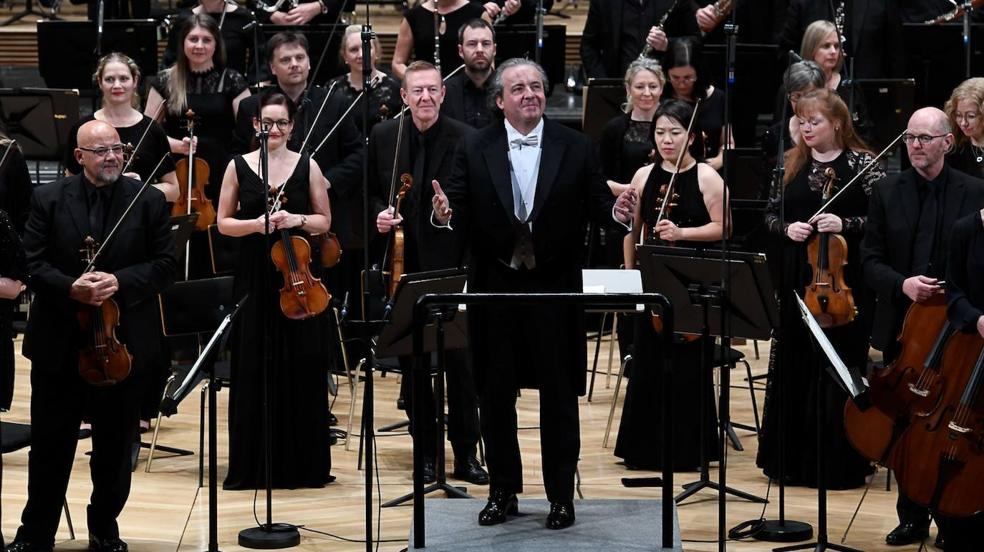 La música de la Orquesta Filarmónica de la BBC inunda el Alfredo Kraus