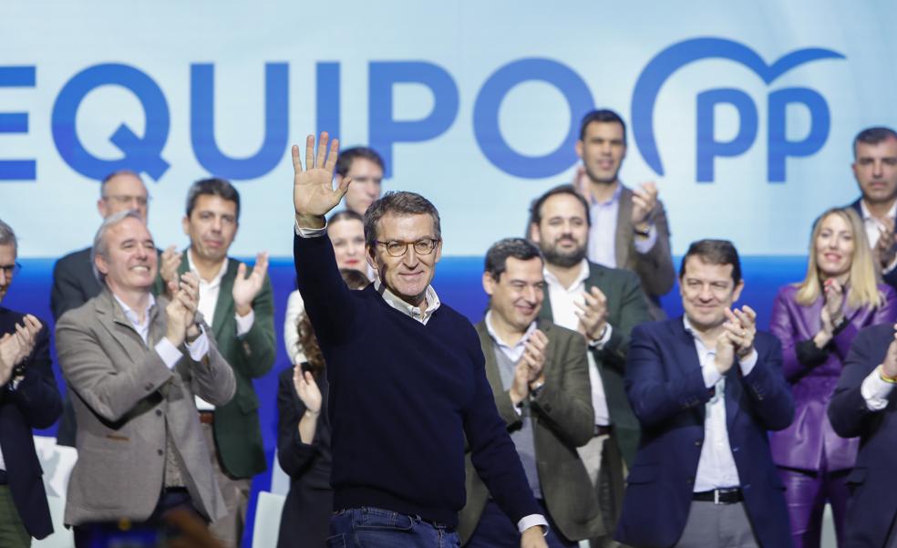 Feijóo pide a sus barones «salir a ganar» el 28-M para no someterse a Vox
