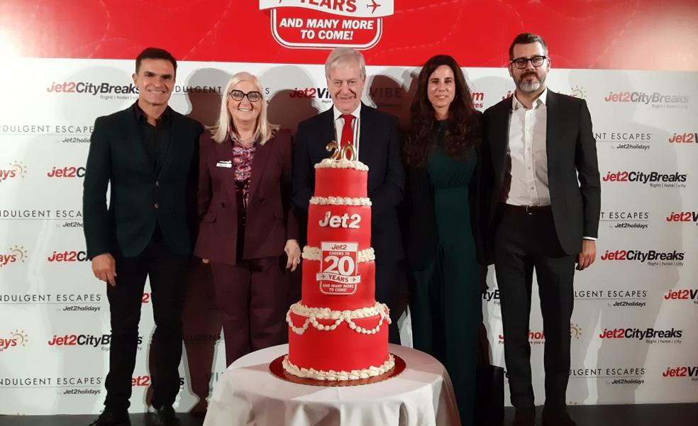 Lanzarote celebra el vigésimo aniversario de Jet2 en España