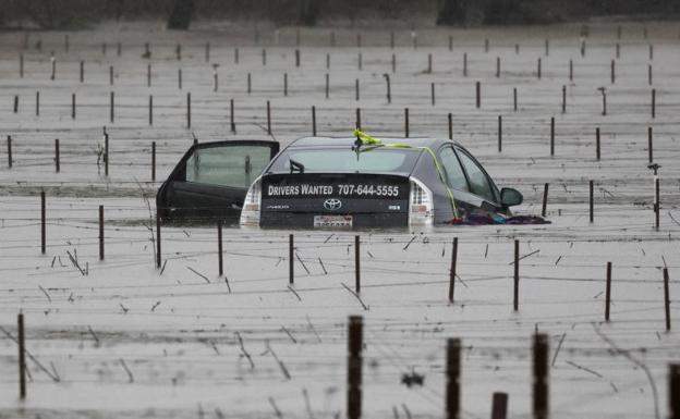 Las inundaciones de California dejan daños por valor de 1.000 millones de dólares