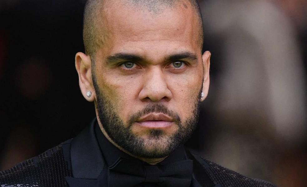 Prisión sin fianza para Dani Alves por una presunta agresión sexual