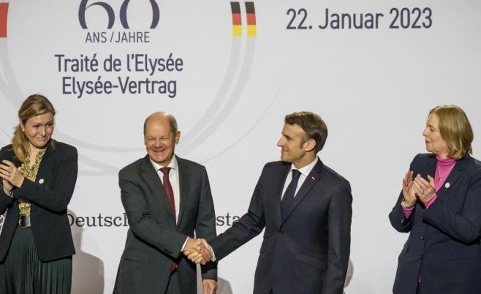Scholz promete que París y Berlín darán «todo el apoyo a Ucrania el tiempo que sea necesario»
