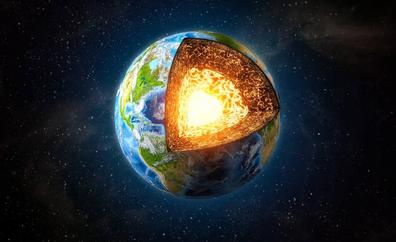 El núcleo de la Tierra se ha frenado y su giro se ha invertido