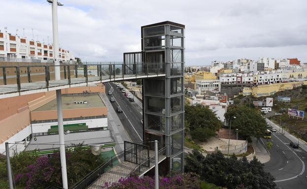 Los ascensores y escaleras de la capital gran canaria estarán en uso a final de la primavera