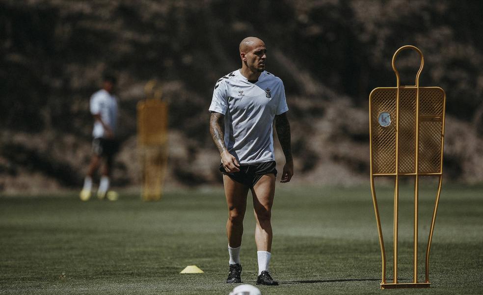 Sandro, otra vez fuera de combate: la UD confirma una nueva rotura de fibras
