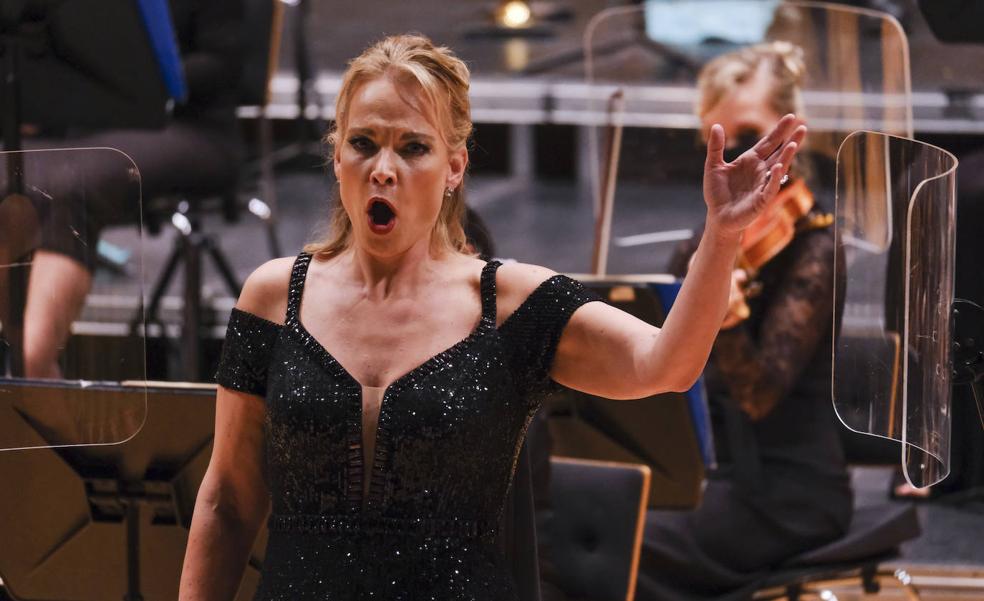 La OFGC protagoniza «un programón» junto a Elina Garanca en el Festival de Música