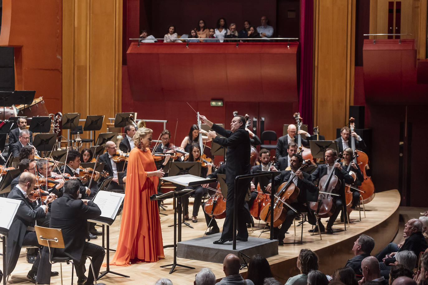 Fotos El poderío vocal de Elina Garanca se adueña del Alfredo Kraus