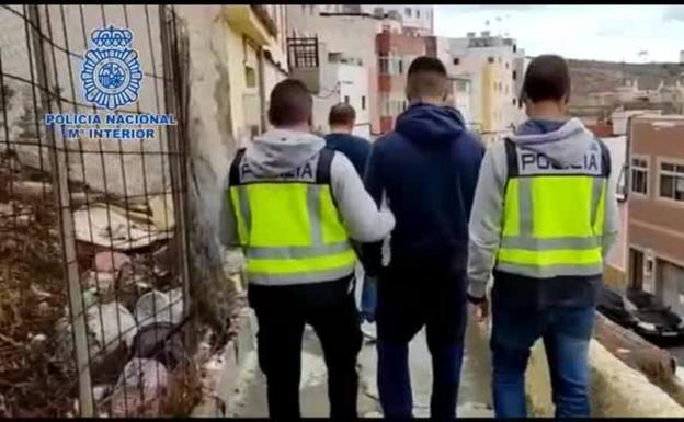 Libertad provisional para el acusado de agredir con arma blanca al entrenador del CD Firgas