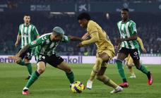 El Barça da un golpe en el Villamarín