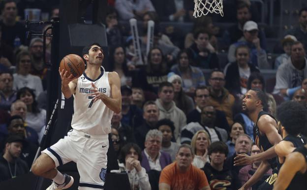 Aldama firma su mejor anotación en la NBA: 21 puntos ante los Cavaliers