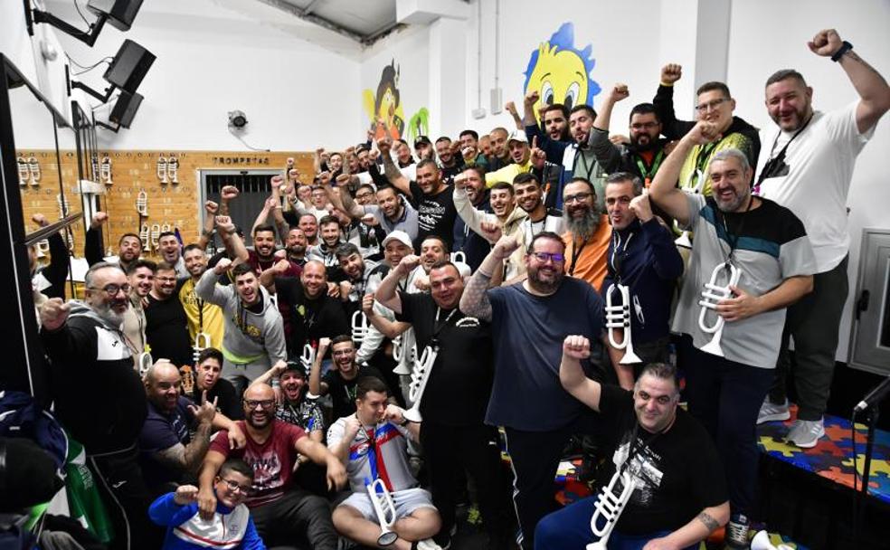 Los Twitty's celebran 25 años de risas, sudor e ilusión en los escenarios