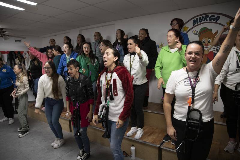 El carnaval se siente en Arucas con Kikirinietas