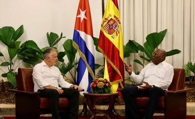 Torres defiende las «buenas relaciones» con Cuba por los 65.000 canarios que viven en la isla