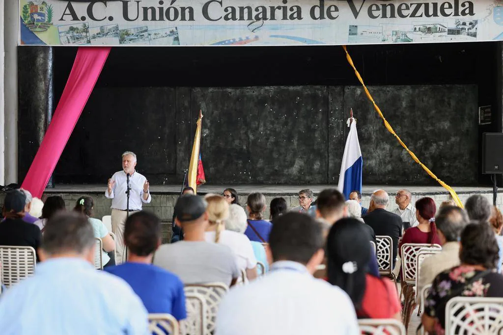 Torres inicia su visita oficial a La Guaira, Venezuela
