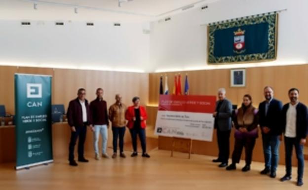 24 desempleados se incorporan a la plantilla de Tías