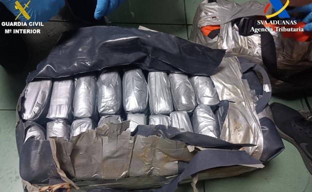 Localizan 40 kilos de cocaína ocultos en un buque en el Puerto de La Luz