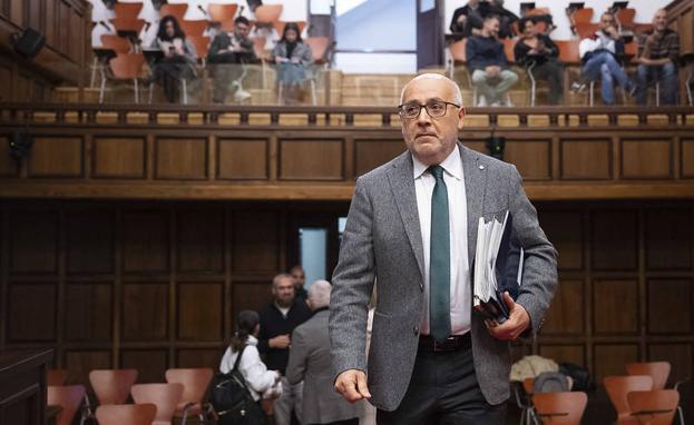 Tres de las 45 propuestas reclaman financiación para poner el tren