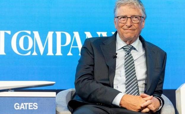 Bill Gates abandona la soltería