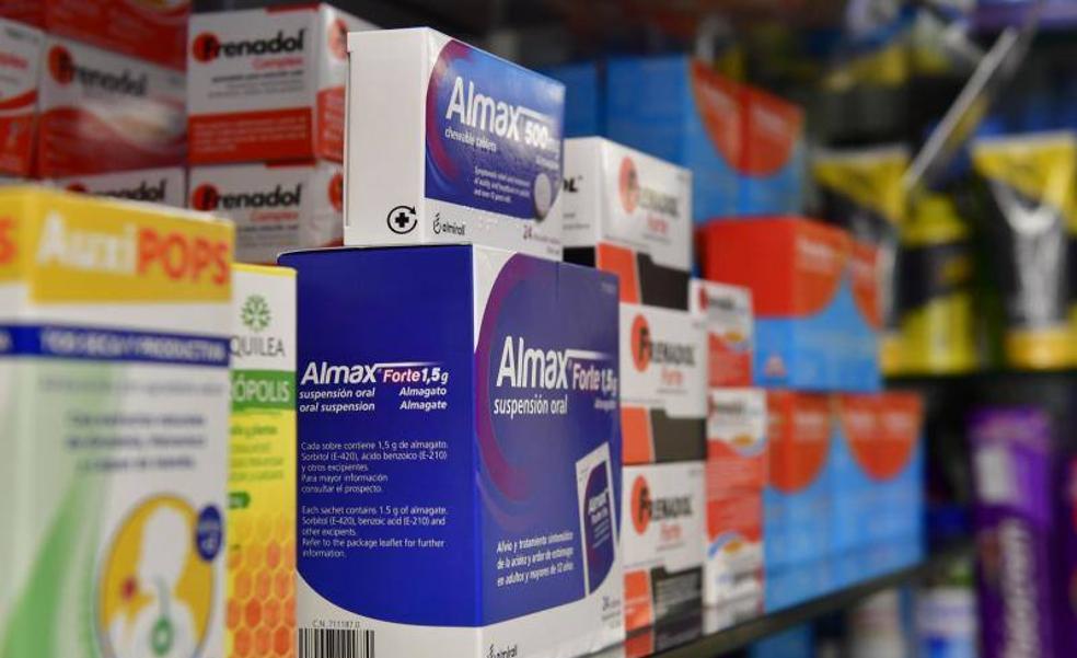 Viajan hasta Ucrania para llevar medicamentos donados