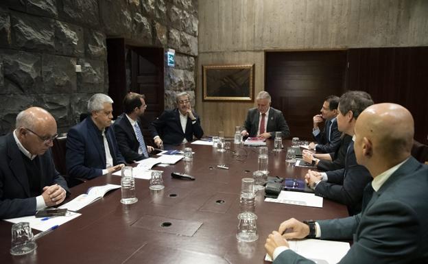 Torres: «La economía canaria sigue siendo fuerte»