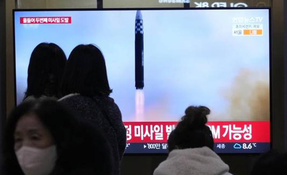Corea del Norte lanza un misil balístico de largo alcance al mar de Japón