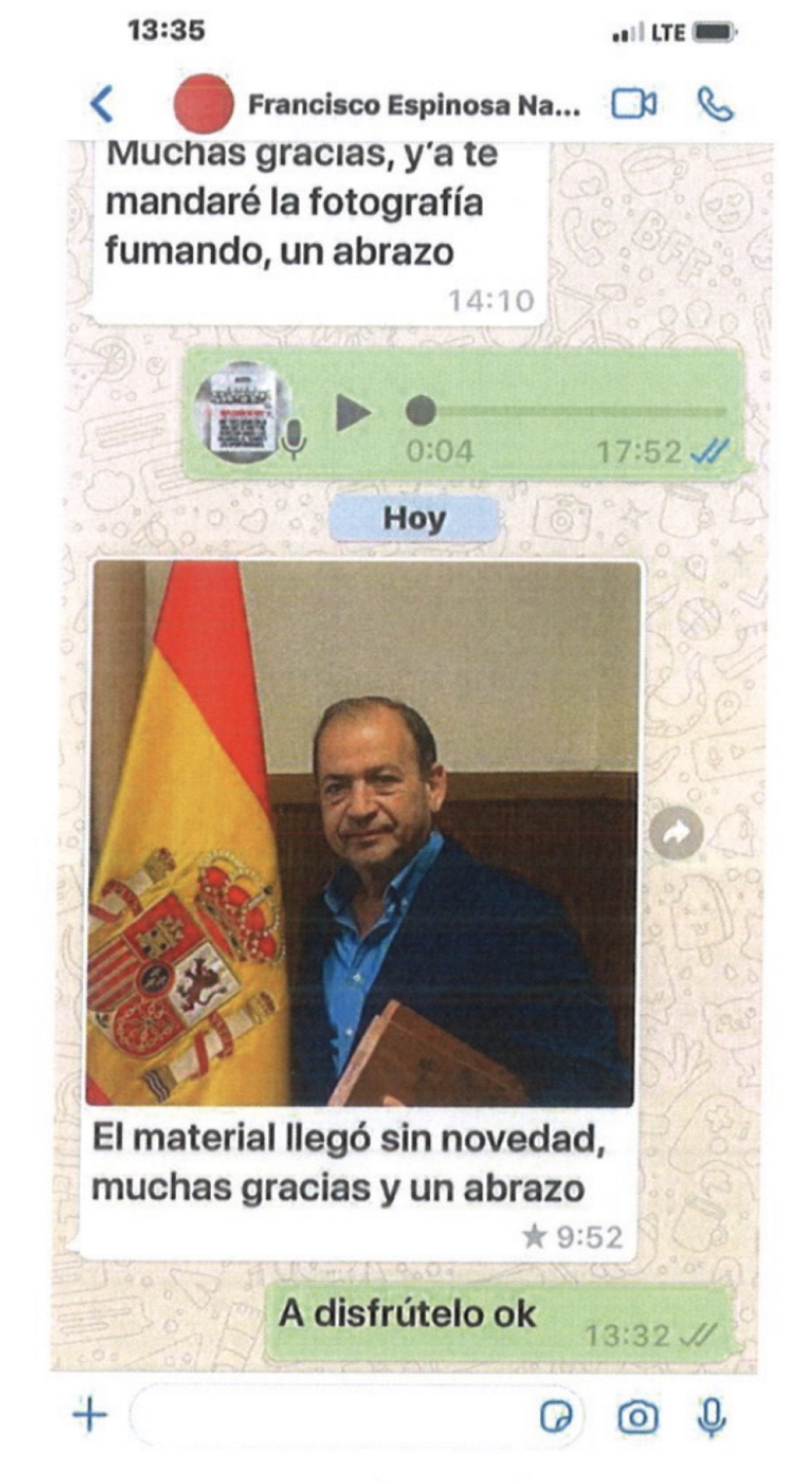 El general Espinosa: «O me dejas la tarjetita esa de gastos, la buena... Acuérdate de traerme una»