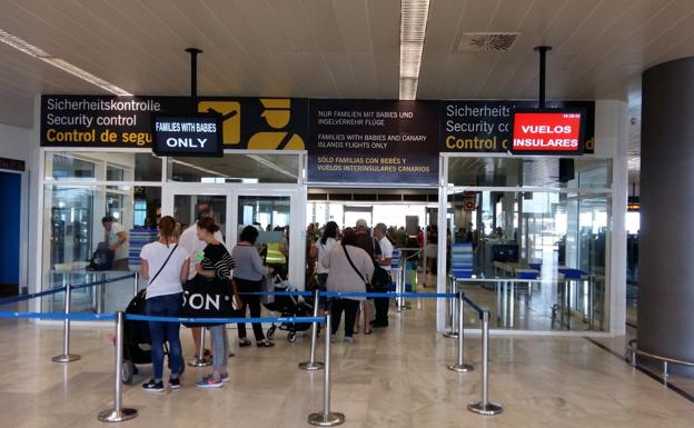 En 2024 ya no habrá control de dispositivos y líquidos en los aeropuertos españoles