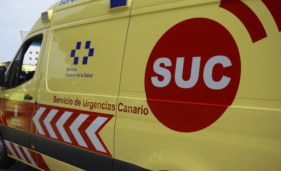 Quedan atrapados en sus vehículos tras sufrir una colisión en Arucas