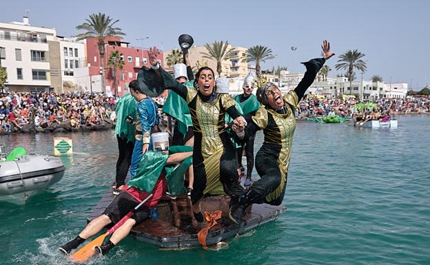 Achipencos o cómo no hundirse a la vista de más de 7.000 personas