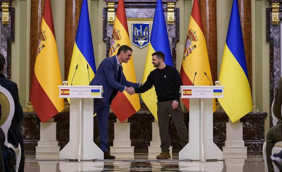 Sánchez replica a Podemos que la paz exige ahora armar a Ucrania