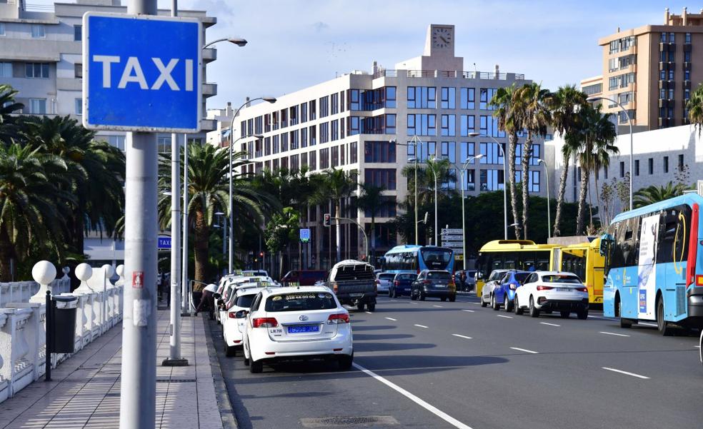 La carrera media del taxi se encarece en 1,35 euros con las dos propuestas del Ayuntamiento