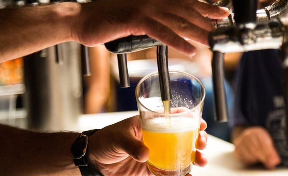 ¿Cómo afecta a tu salud beber cerveza a diario?
