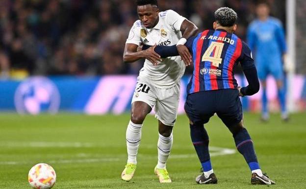 Un Barça mutante que también gana sin el ADN culé
