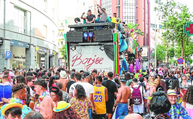 La cabalgata cierra Julio Luengo entre las 18.00 y las 23.30 horas