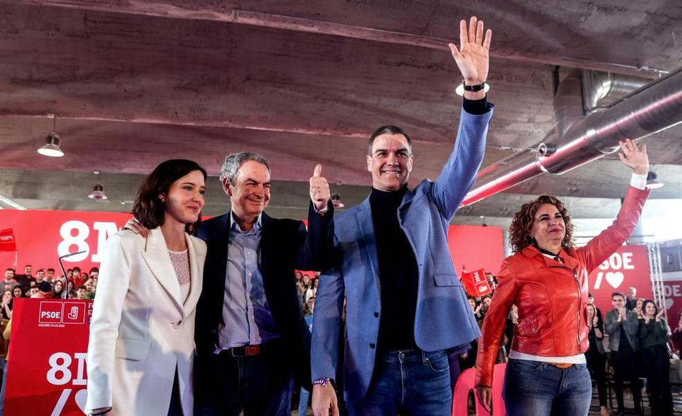 Sánchez lanza una ley de paridad en plena división del Gobierno por el 'sí es sí'