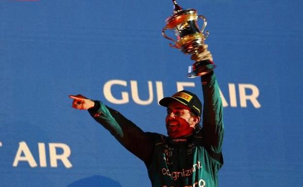 Alonso vuelve a su lugar natural: llegó el podio 99
