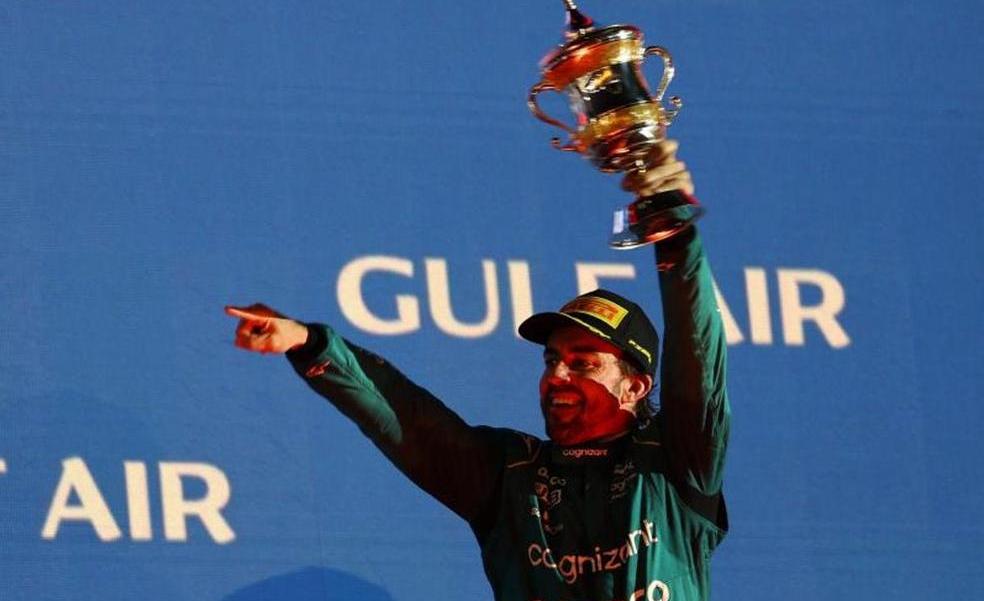 Alonso vuelve a su lugar natural: llegó el podio 99