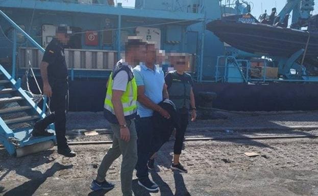 Interceptados 1.149 kilos de cocaína en dos veleros en aguas al oeste de las islas