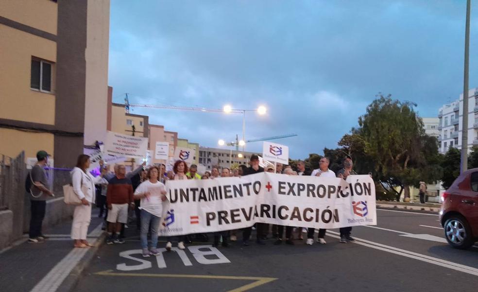 Residentes de Las Rehoyas dicen no a la reposición en la calle