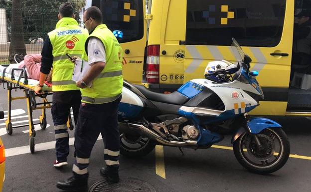 Un herido grave tras colisionar una moto y un quad en Tenerife