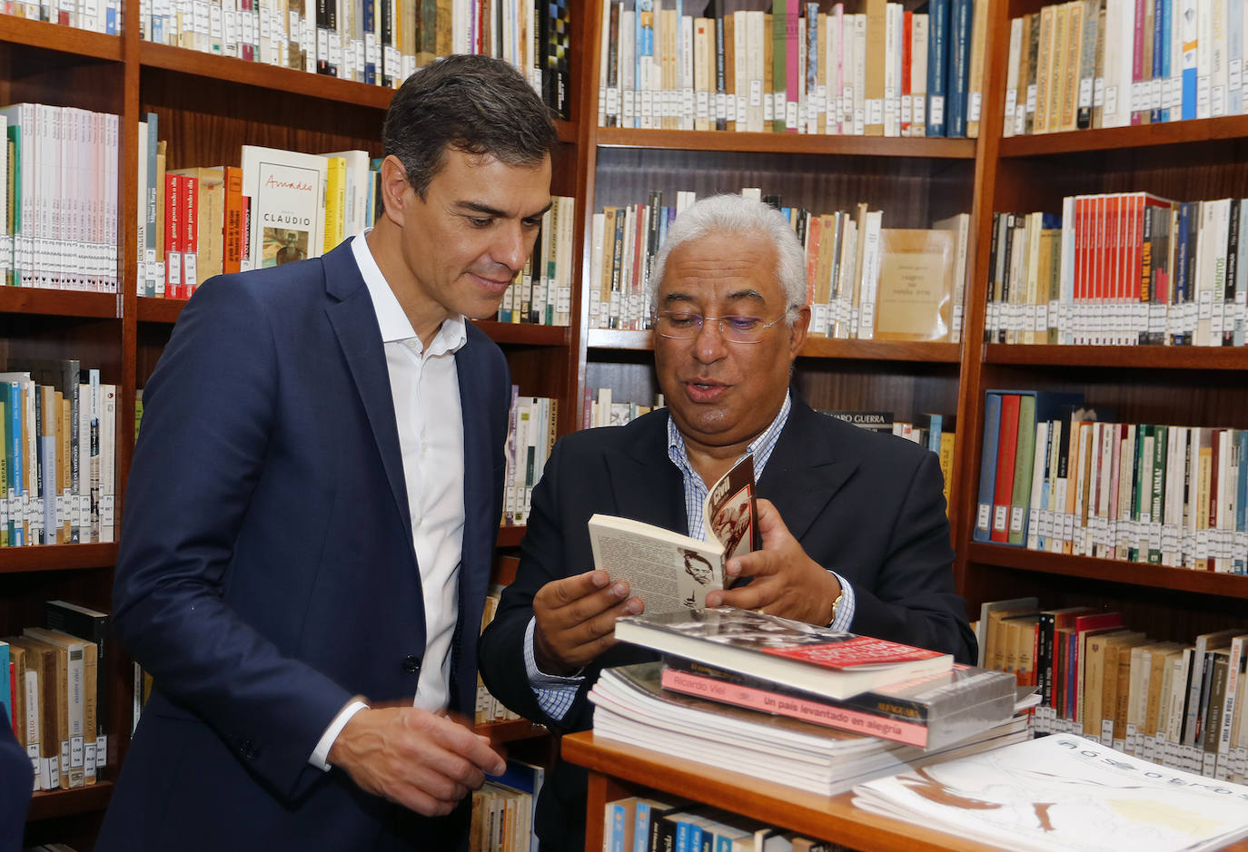 Imágenes de la visita de Pedro Sánchez y Antonio Costas a Tías y Arrecife