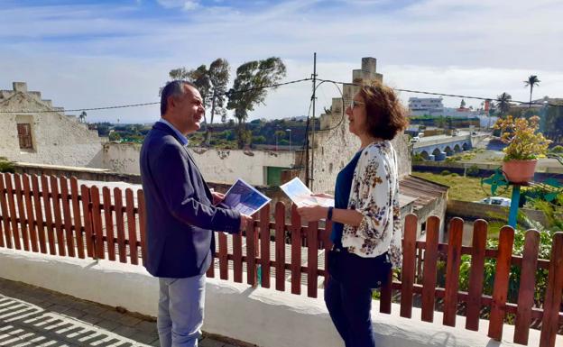 Expertos en patrimonio se oponen al techo solar en la nave del Puente de los Siete Ojos