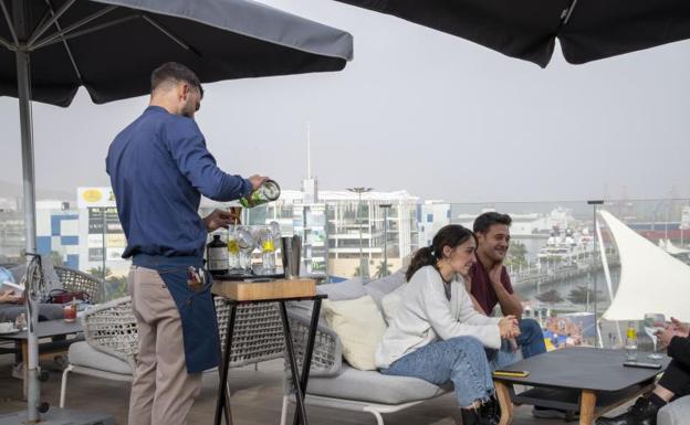 Los objetivos de la reforma laboral «se evaporan» en Canarias un año después