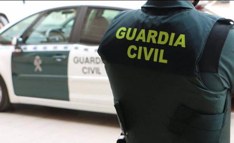 Accede a una finca de Tenerife, abre la caja fuerte y sustrae 36.000 euros